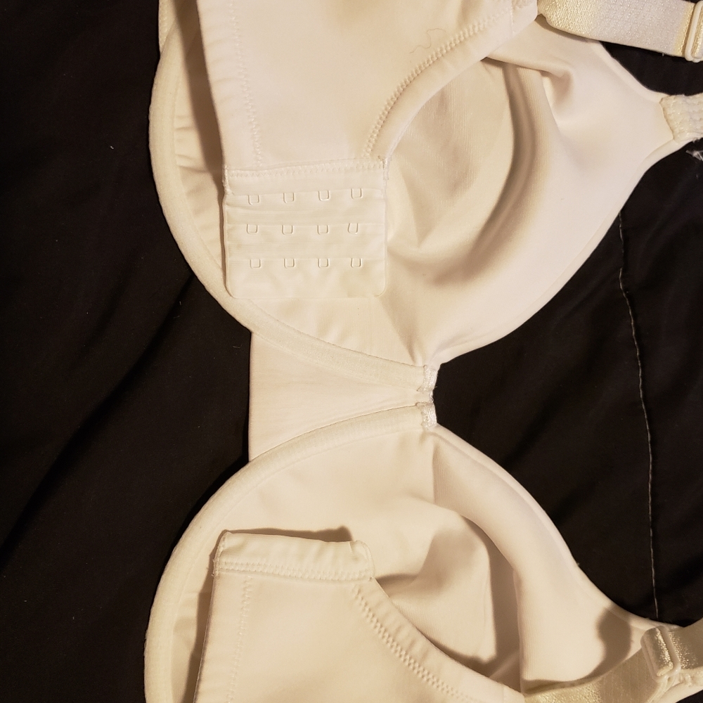 Bra - Picture 2 of 4